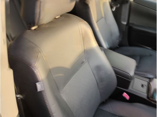 TOYOTA CAMRY HYBRID 2013 Image 31