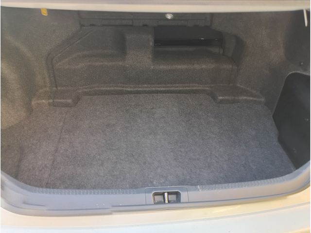 TOYOTA CAMRY HYBRID 2013 Image 31