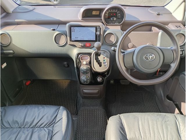 TOYOTA SPADE 2013 Image 31