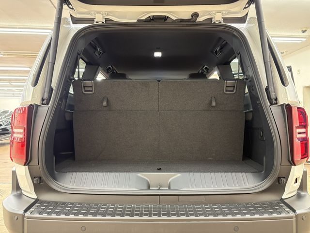 TOYOTA LANDCRUISER 250 2024 Image 31