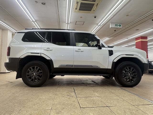 TOYOTA LANDCRUISER 250 2024 Image 31