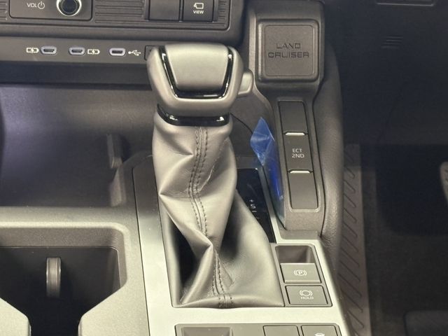 TOYOTA LANDCRUISER 250 2024 Image 31