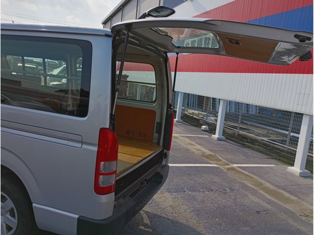 TOYOTA REGIUSACE VAN 2WD 2005 Image 31