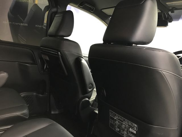 TOYOTA ESQUIRE HYBRID 2017 Image 31