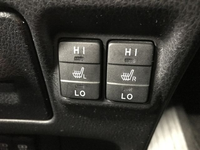 TOYOTA ESQUIRE HYBRID 2017 Image 31