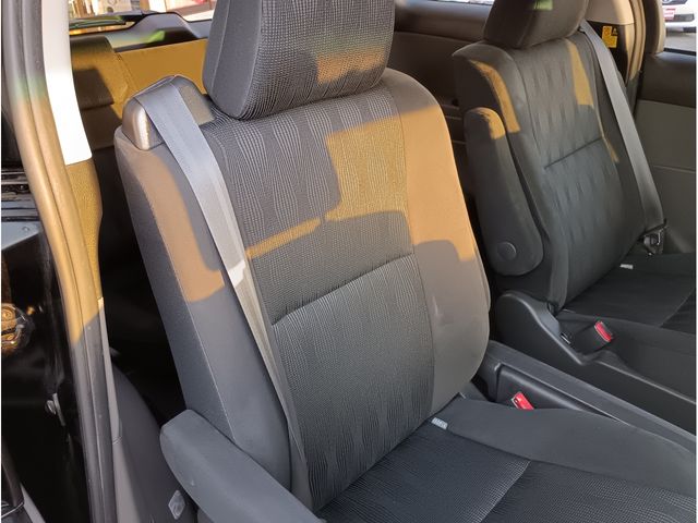 TOYOTA ESTIMA 2010 Image 31