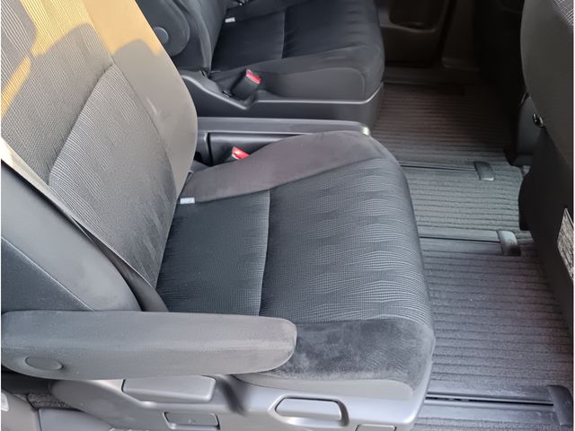 TOYOTA ESTIMA 2010 Image 31