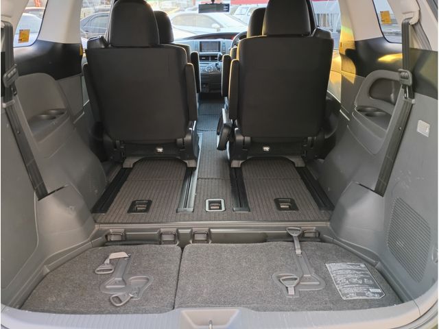 TOYOTA ESTIMA 2010 Image 31