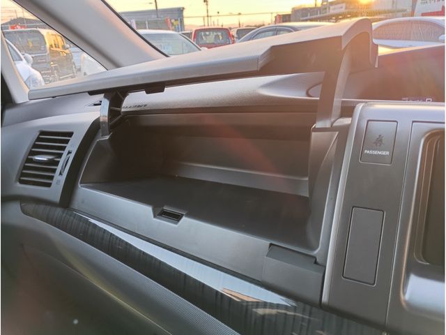 TOYOTA ESTIMA 2010 Image 31