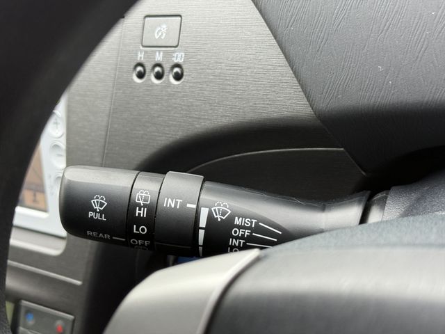 TOYOTA PRIUS 2012 Image 31