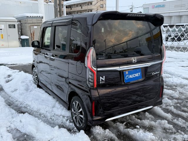 HONDA N BOX CUSTOM 2021 Image 31