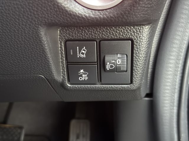 HONDA N BOX CUSTOM 2021 Image 31