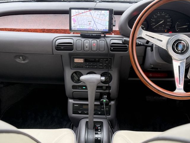 MITSUOKA VIEWT 1994 Image 31