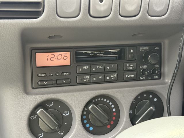 MITSUOKA VIEWT 1994 Image 31