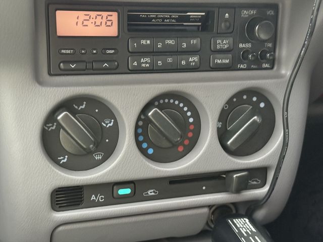 MITSUOKA VIEWT 1994 Image 31