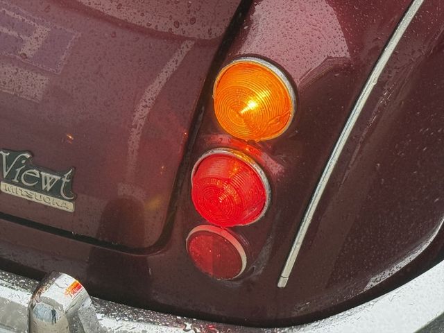 MITSUOKA VIEWT 1994 Image 31