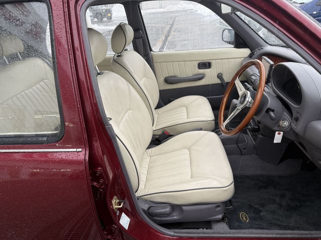 MITSUOKA VIEWT 1994 Image 31
