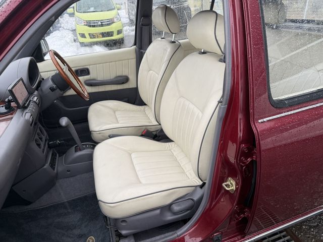 MITSUOKA VIEWT 1994 Image 31