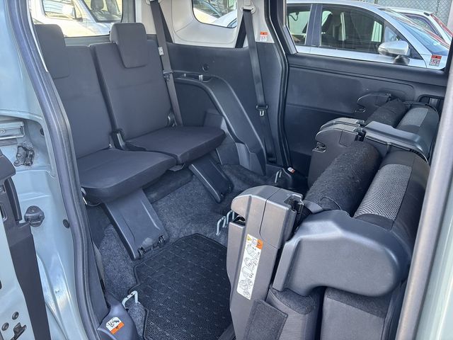 TOYOTA SIENTA HYBRID 2023 Image 31