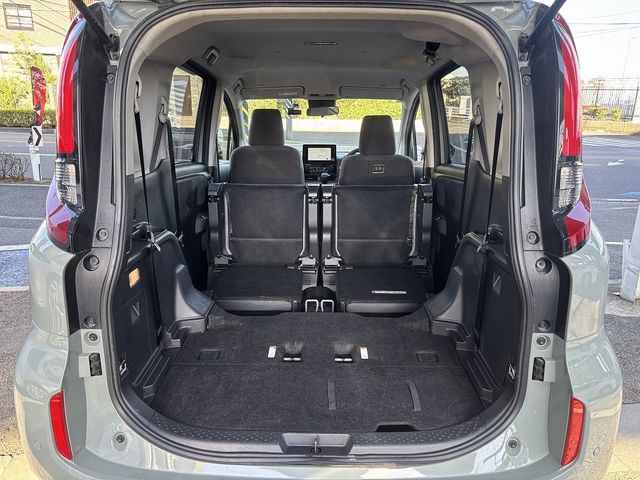 TOYOTA SIENTA HYBRID 2023 Image 31