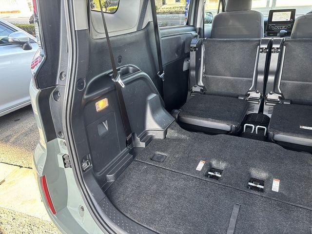 TOYOTA SIENTA HYBRID 2023 Image 31