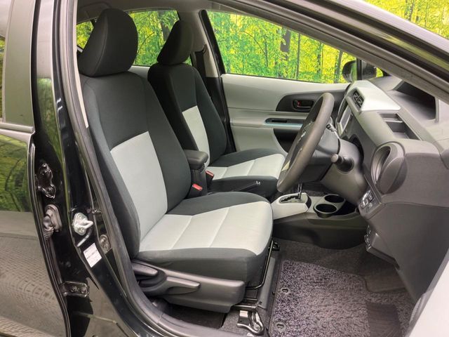 TOYOTA AQUA 2012 Image 31