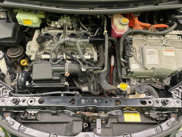 TOYOTA AQUA 2012 Image 31