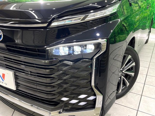 TOYOTA VOXY HYBRID 2025 Image 31