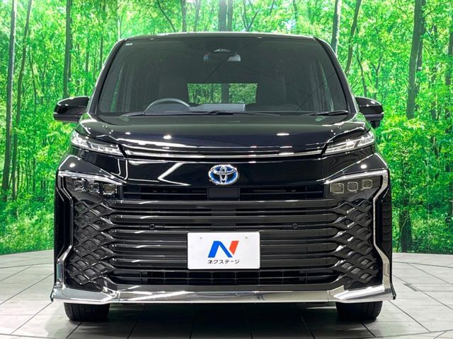 TOYOTA VOXY HYBRID 2025 Image 31