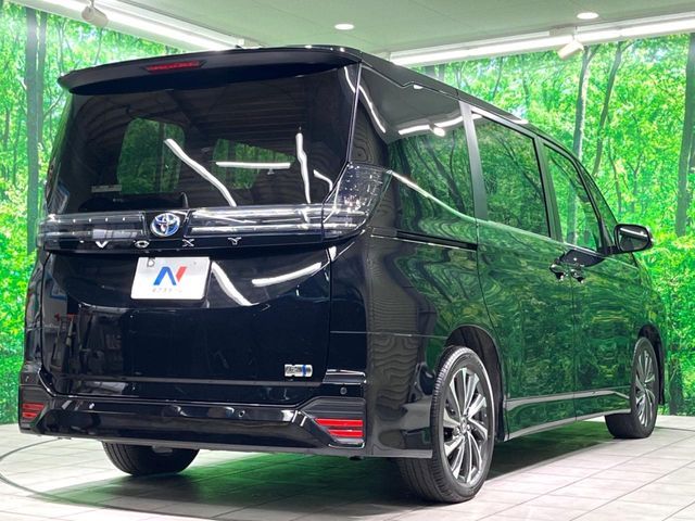 TOYOTA VOXY HYBRID 2025 Image 31