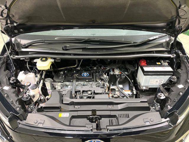 TOYOTA VOXY HYBRID 2025 Image 31