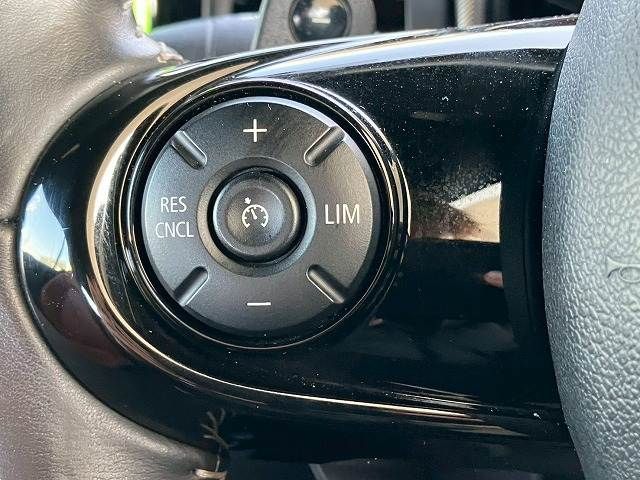 BMW MINI COOPER S OP 2016 Image 31