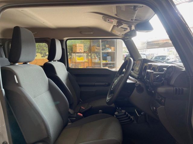 SUZUKI JIMNY SIERRA 2025 Image 31