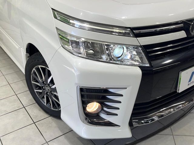 TOYOTA VOXY 2016 Image 31