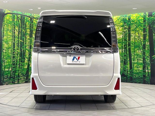 TOYOTA VOXY 2016 Image 31