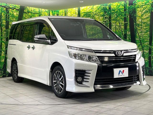 TOYOTA VOXY 2016 Image 31