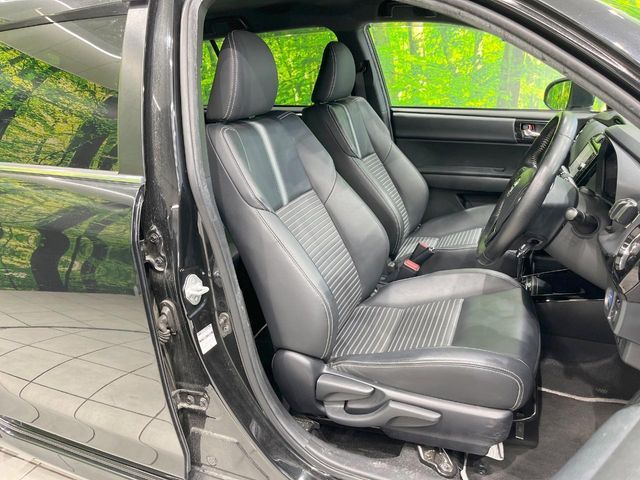 TOYOTA COROLLA FIELDER HYBR 2017 Image 31