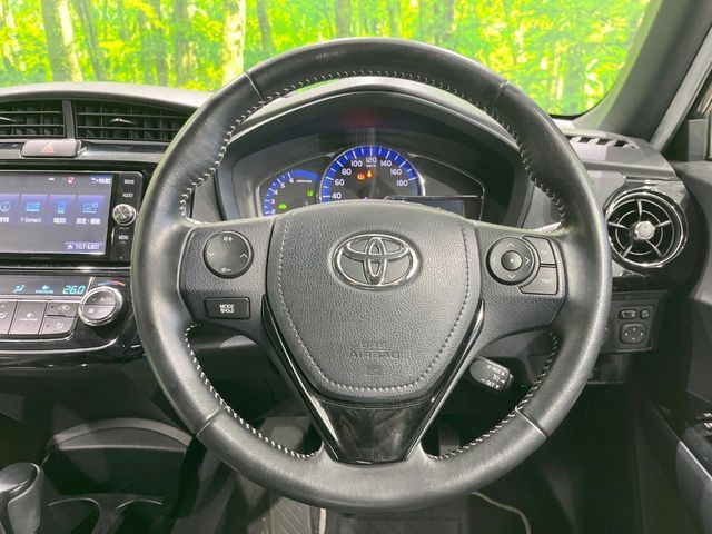 TOYOTA COROLLA FIELDER HYBR 2017 Image 31