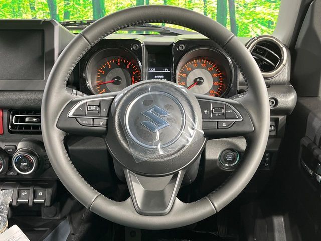 SUZUKI JIMNY NOMADE 2025 Image 31