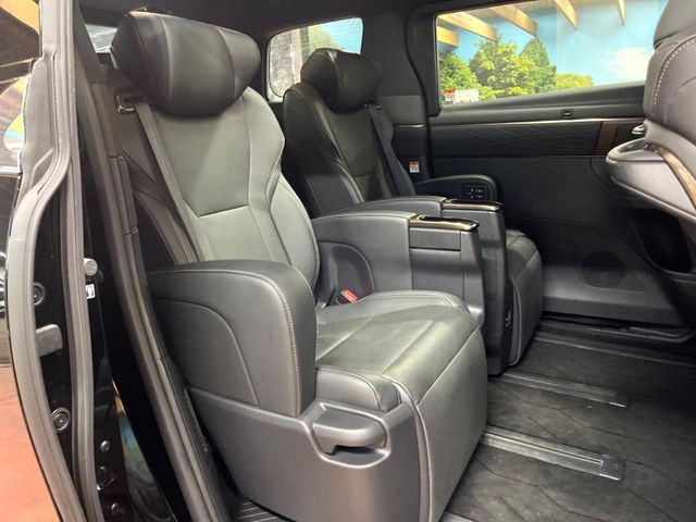 TOYOTA ALPHARD 2024 Image 31