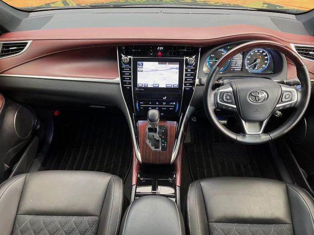 TOYOTA HARRIER HYBRID 2015 Image 31