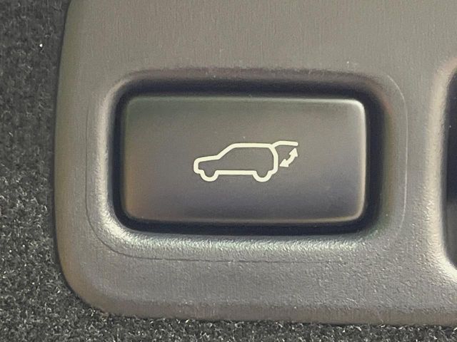 TOYOTA HARRIER HYBRID 2015 Image 31