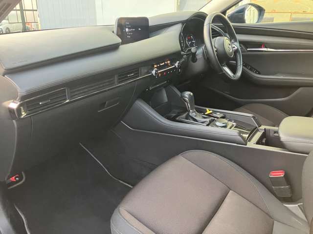 MAZDA 3 SEDAN 2022 Image 31