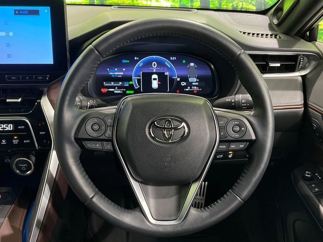 TOYOTA HARRIER HYBRID 2023 Image 31