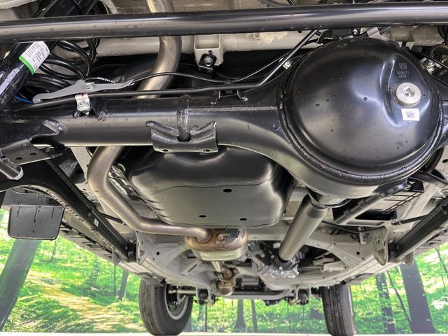 SUZUKI JIMNY NOMADE 2025 Image 31