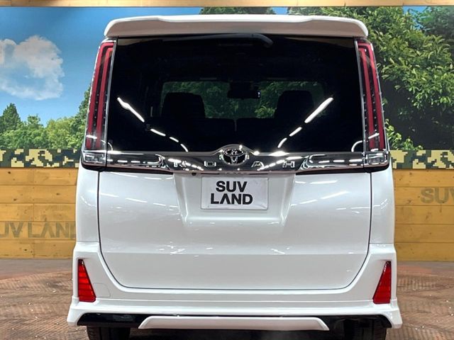 TOYOTA NOAH 2017 Image 31