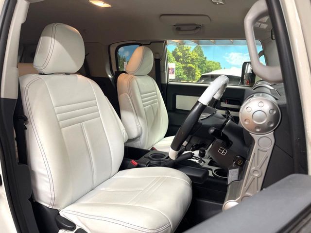 TOYOTA FJ CRUISER 4WD 2015 Image 31