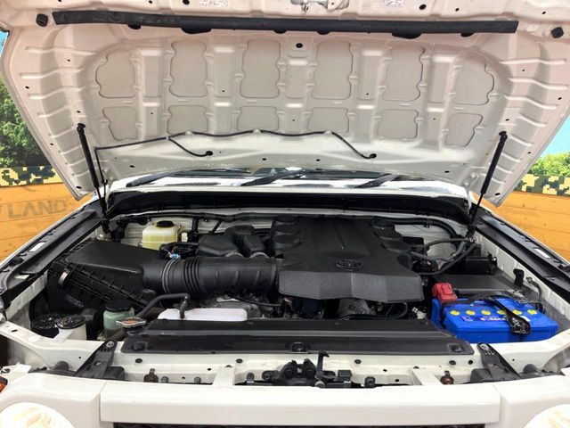 TOYOTA FJ CRUISER 4WD 2015 Image 31