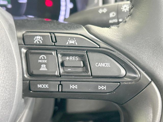 TOYOTA YARIS CROSS HYBRID 2025 Image 31