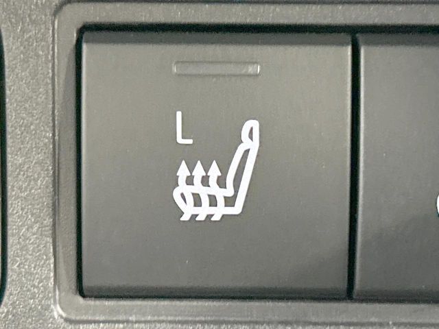 TOYOTA YARIS CROSS HYBRID 2025 Image 31